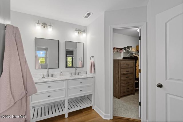 120 Sonia Drive, Hubert, NC 28539