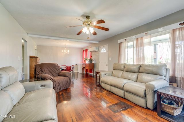 299 California Avenue, Church Hill, TN 37642