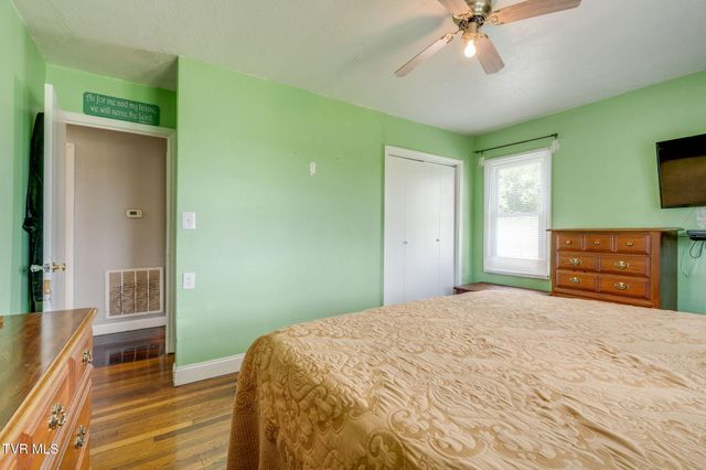 299 California Avenue, Church Hill, TN 37642