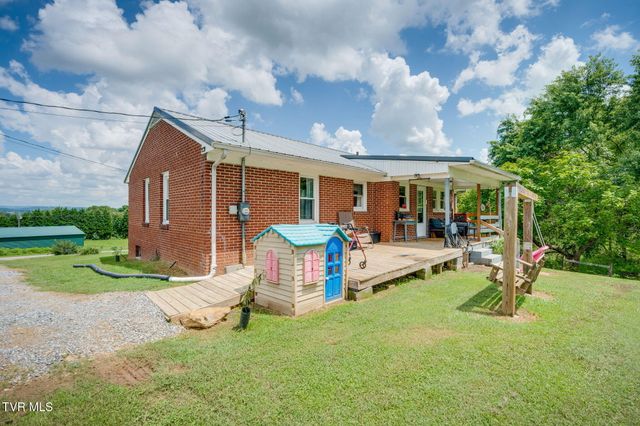 299 California Avenue, Church Hill, TN 37642