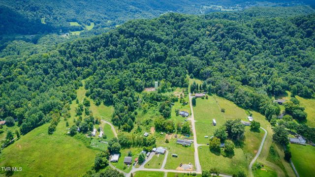 299 California Avenue, Church Hill, TN 37642