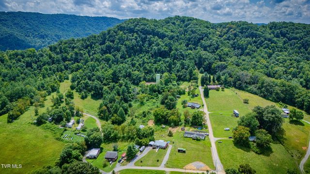 299 California Avenue, Church Hill, TN 37642