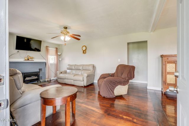 299 California Avenue, Church Hill, TN 37642
