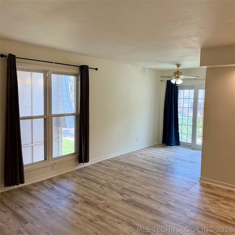 4740 E 68th Street 254, Tulsa, OK 74136