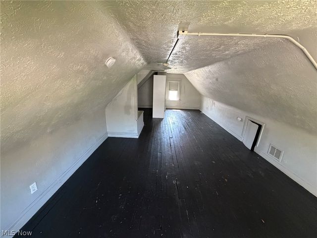 9902 Yale Avenue, Cleveland, OH 44108