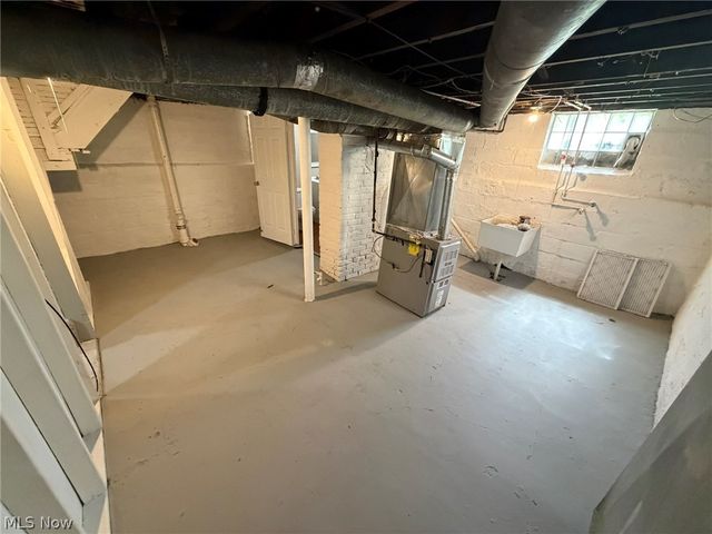 9902 Yale Avenue, Cleveland, OH 44108