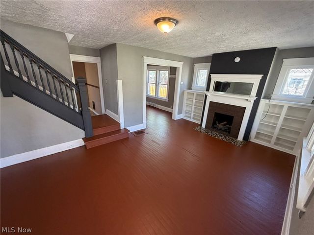 9902 Yale Avenue, Cleveland, OH 44108