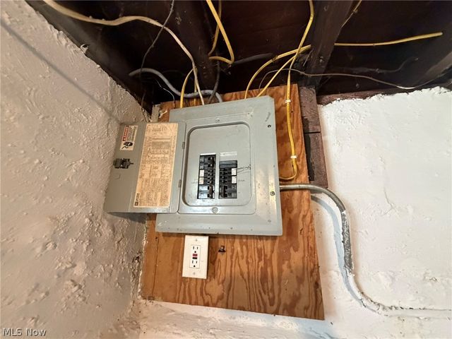 9902 Yale Avenue, Cleveland, OH 44108