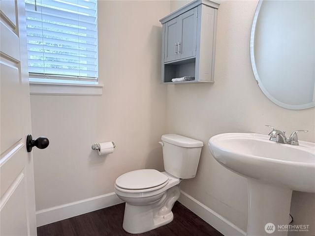 8482 28th Street Ct E, Edgewood, WA 98371