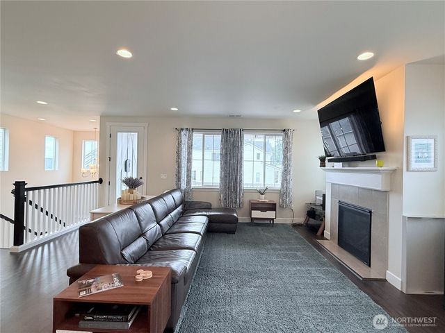 8482 28th Street Ct E, Edgewood, WA 98371