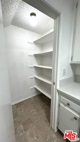 3618 Empire Drive 102, Los Angeles, CA 90034