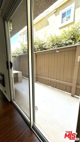 3618 Empire Drive 102, Los Angeles, CA 90034