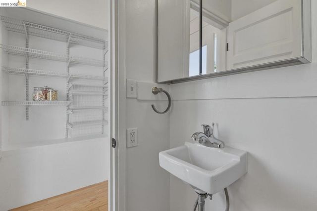 1435 Berkeley Way, Berkeley, CA 94702