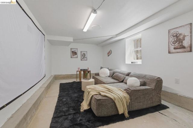 1435 Berkeley Way, Berkeley, CA 94702