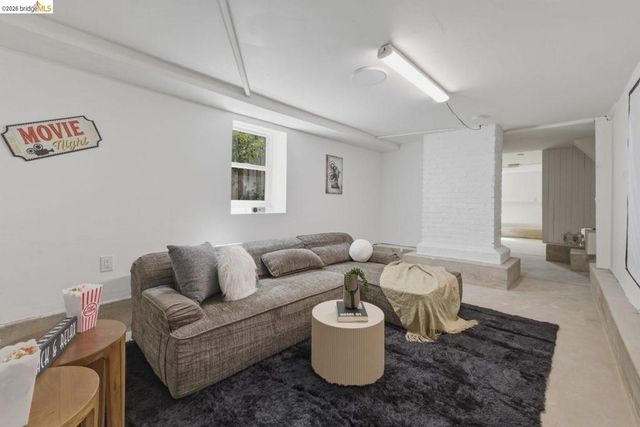 1435 Berkeley Way, Berkeley, CA 94702