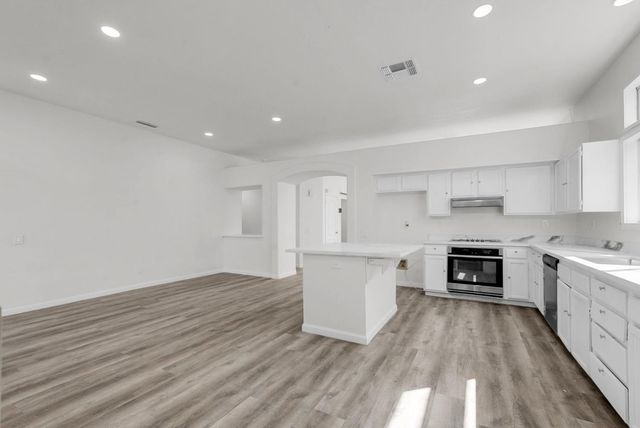 1019 Carrie St, Stockton, CA 95206