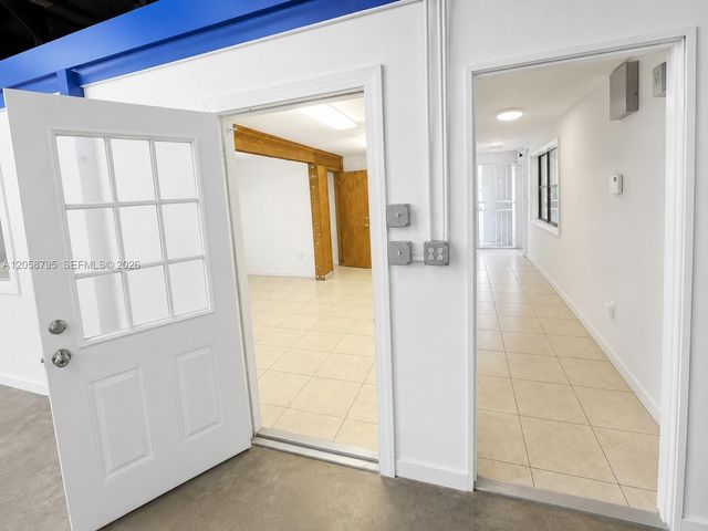 1085 E 27th St, Hialeah, FL 33013