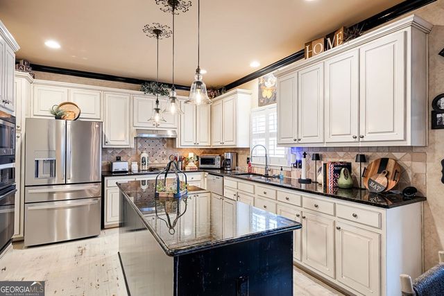 49 Old Mountain Road NW, Powder Springs, GA 30127