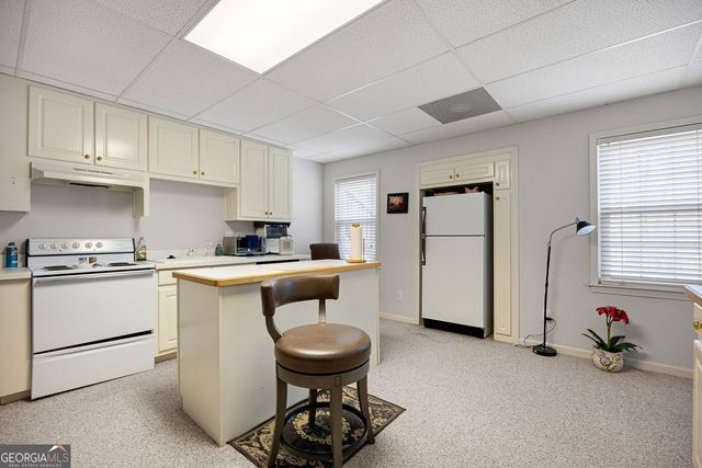 49 Old Mountain Road NW, Powder Springs, GA 30127