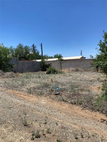 1304 Montoya Place, Santa Fe, NM 87505