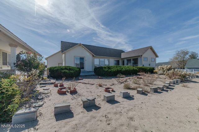 1604 Chiquita Street, Minden, NV 89423