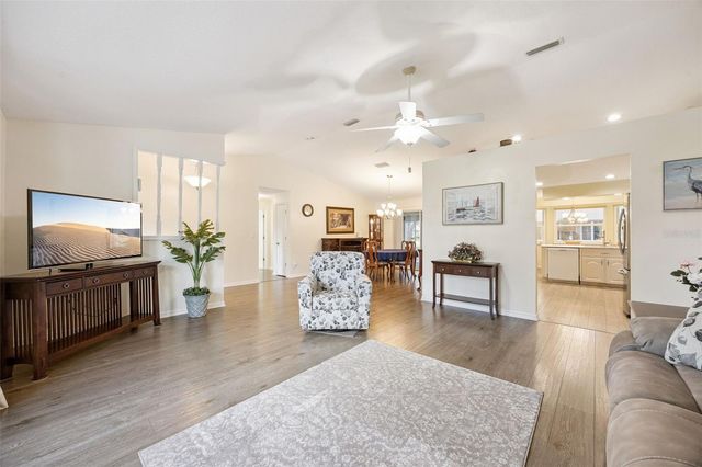 26920 RACQUET CIRCLE, Leesburg, FL 34748
