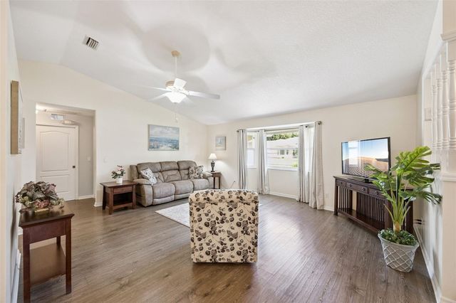 26920 RACQUET CIRCLE, Leesburg, FL 34748