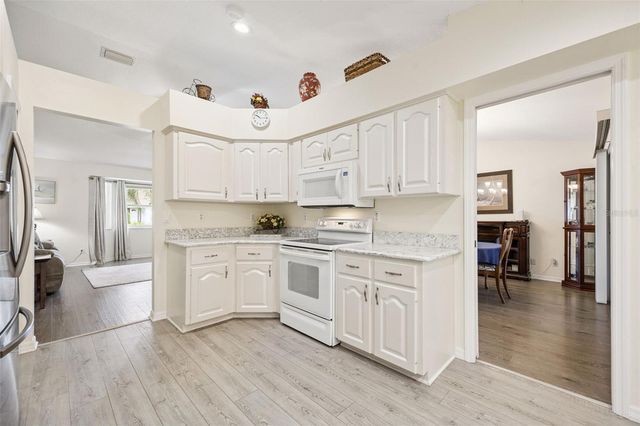 26920 RACQUET CIRCLE, Leesburg, FL 34748