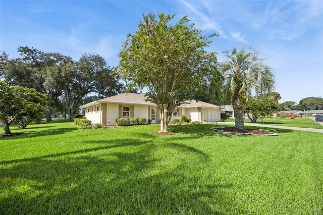 26920 RACQUET CIRCLE, Leesburg, FL 34748