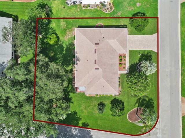 26920 RACQUET CIRCLE, Leesburg, FL 34748
