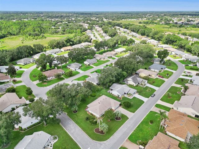26920 RACQUET CIRCLE, Leesburg, FL 34748