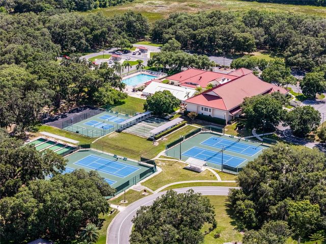 26920 RACQUET CIRCLE, Leesburg, FL 34748
