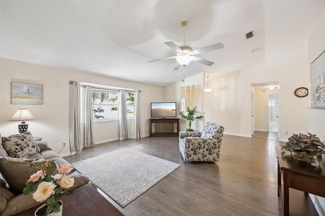 26920 RACQUET CIRCLE, Leesburg, FL 34748