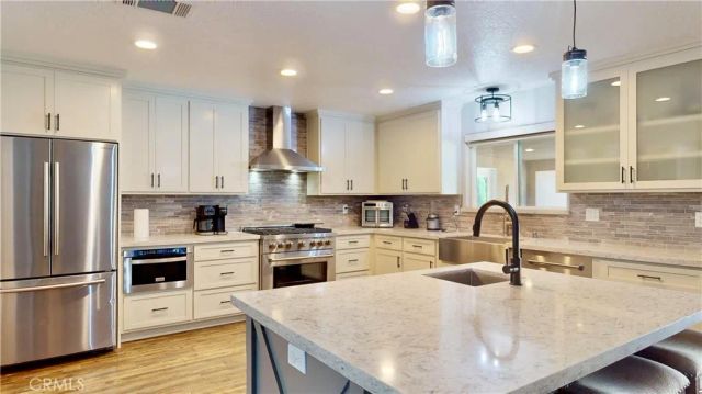 7610 Glider Avenue, Hesperia, CA 92345