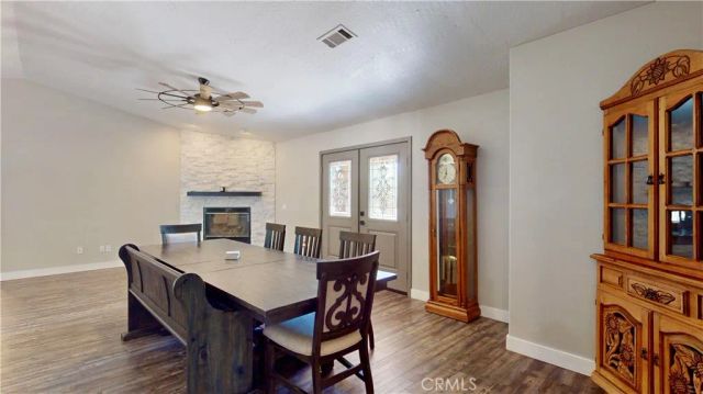 7610 Glider Avenue, Hesperia, CA 92345