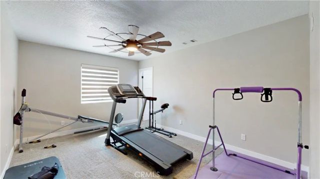 7610 Glider Avenue, Hesperia, CA 92345