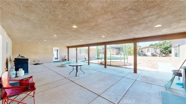 7610 Glider Avenue, Hesperia, CA 92345
