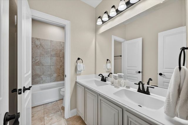 3835 Wheatland Trail, Heartland, TX 75126