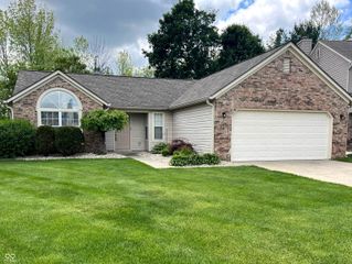 525 Buffalo Run Drive, Indianapolis, IN 46227