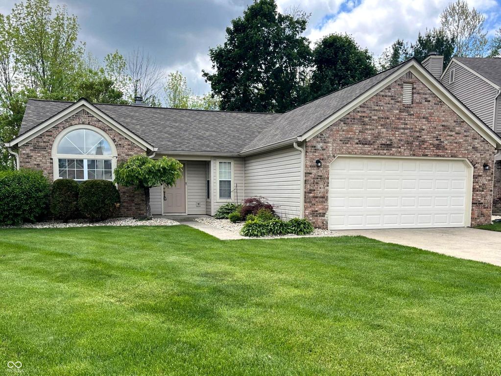 525 Buffalo Run Drive, Indianapolis, IN 46227