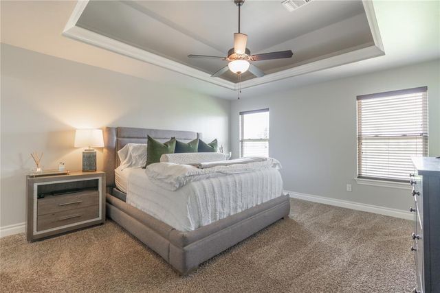 4933 Champlain Place, Edmond, OK 73025