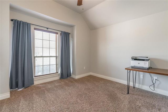 4933 Champlain Place, Edmond, OK 73025