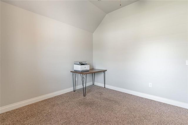 4933 Champlain Place, Edmond, OK 73025
