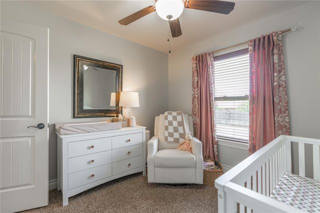 4933 Champlain Place, Edmond, OK 73025