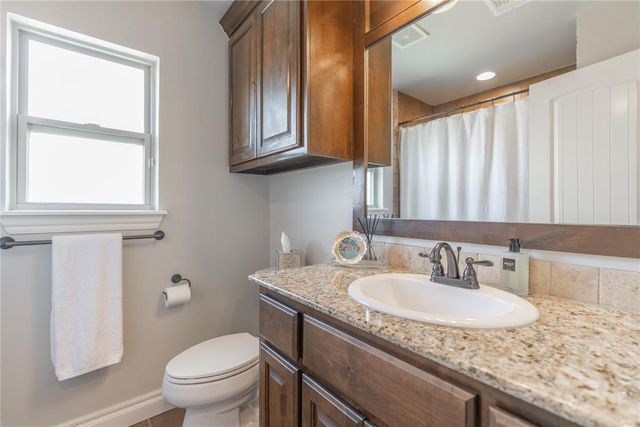 4933 Champlain Place, Edmond, OK 73025