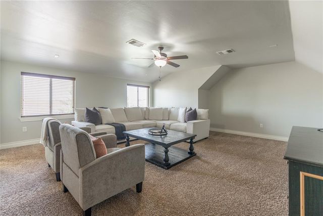 4933 Champlain Place, Edmond, OK 73025