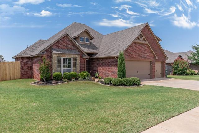 4933 Champlain Place, Edmond, OK 73025