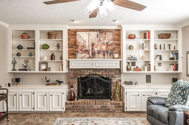 517 Natalie Dr, Goodlettsville, TN 37072