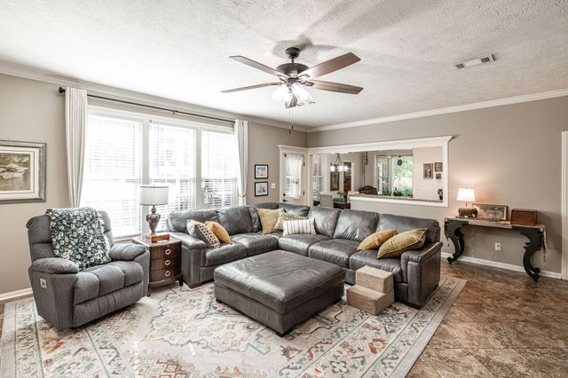 517 Natalie Dr, Goodlettsville, TN 37072