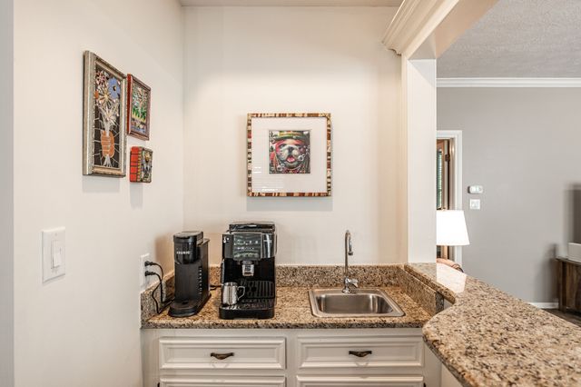 517 Natalie Dr, Goodlettsville, TN 37072